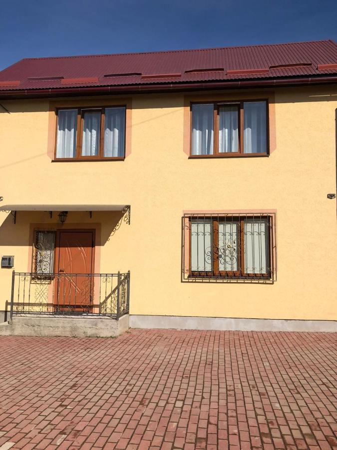 Затишна Оселя Leilighet Mizhhirya  Eksteriør bilde